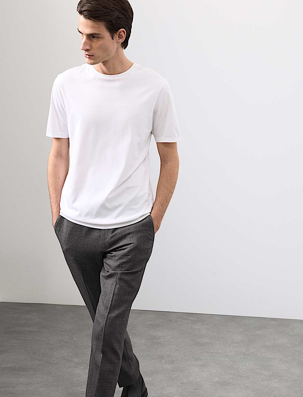 IGNIIX Essential Crew T-Shirt - Image 8